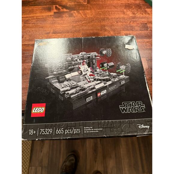 Lego Star Wars Death Star Trench Run - 75329 - New in Box - Picture 1 of 10